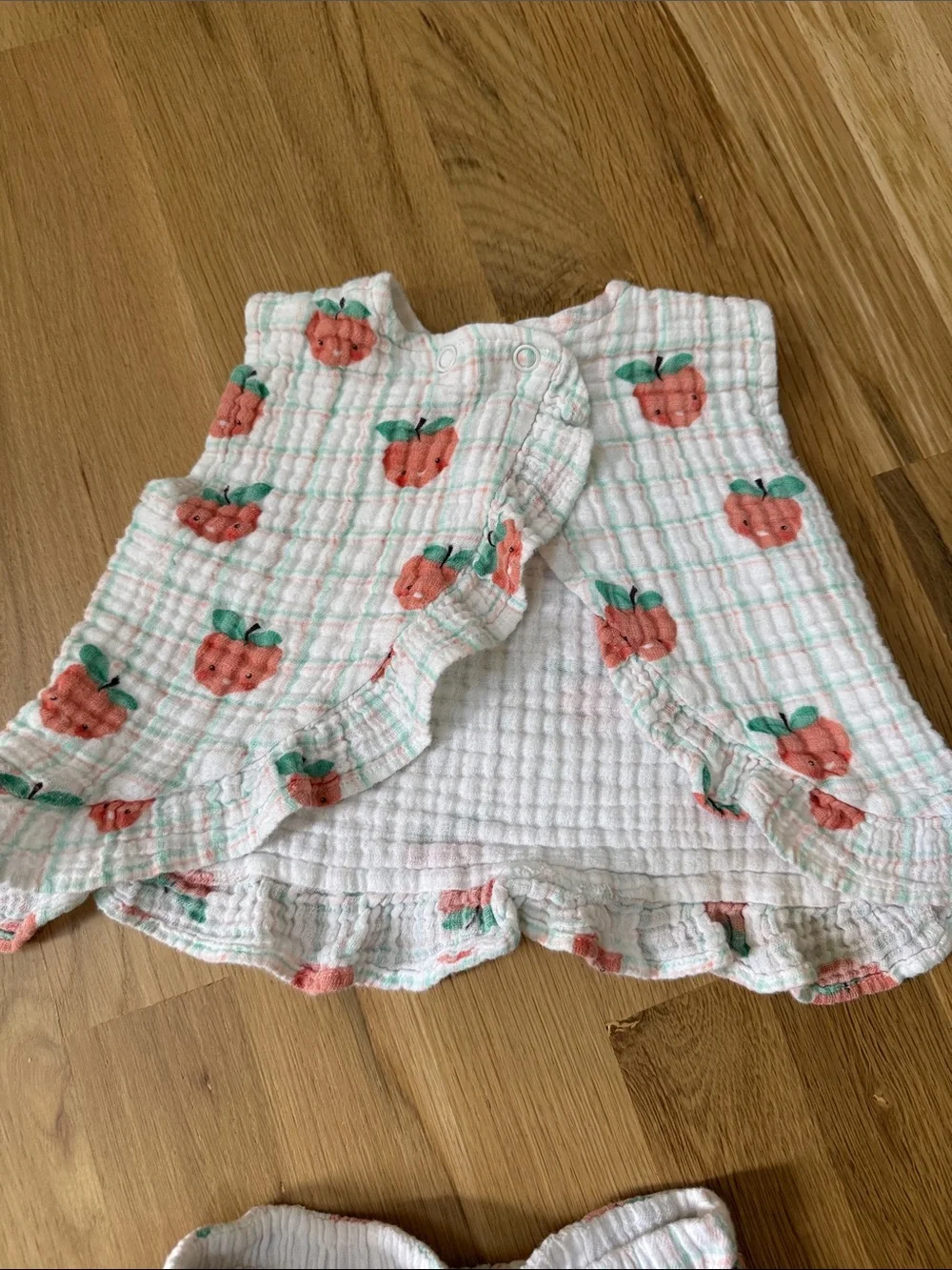 Angel Dear White and Peach Muslin Two-Piece Set